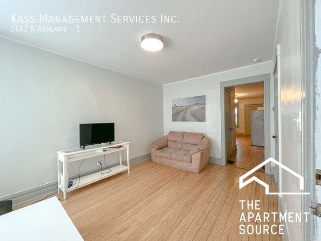 Photo - 2442 N Ashland Ave Unit 2