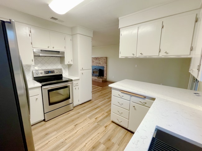 Photo - 9733 Hidden Ln