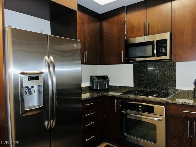 Photo - 353 E Bonneville Ave Unit 209