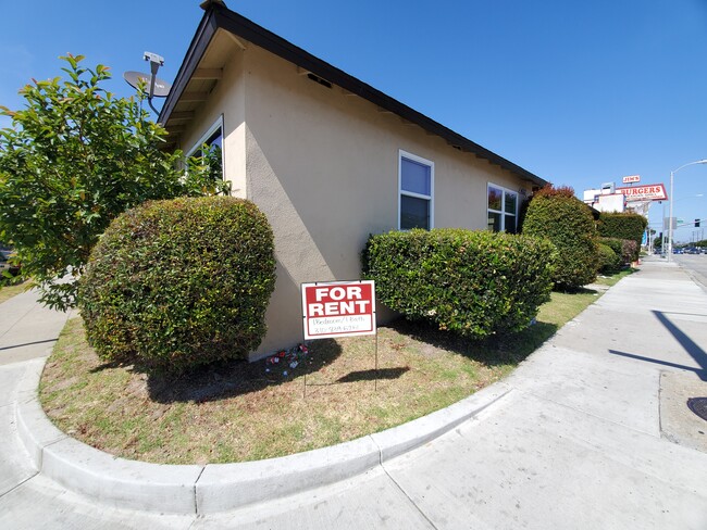 Photo - 4037 W El Segundo Blvd Apartment Unit A