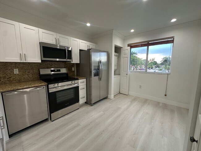 Photo - 7175 NW 173rd Dr