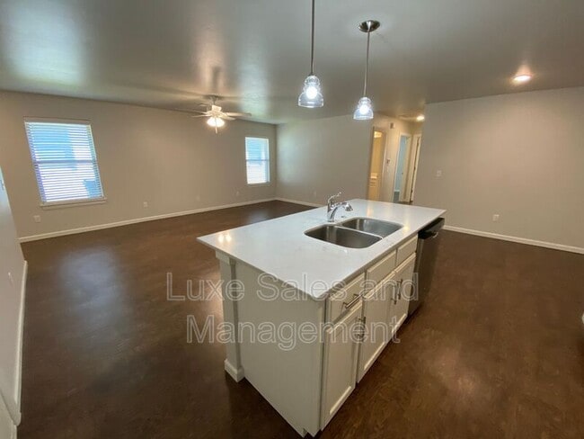 Photo - 11414 N Lincoln Blvd