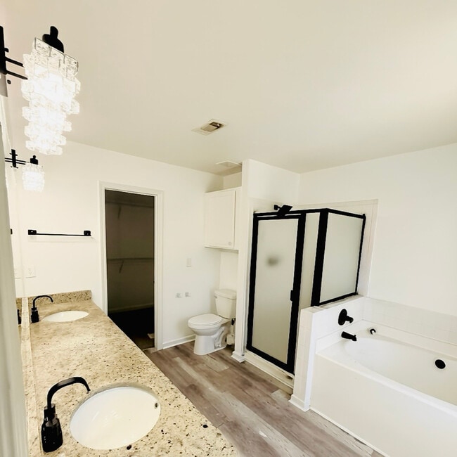 Photo - 3319 Merlot Ct