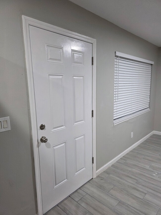 Photo - 3044 SE Camino Ave