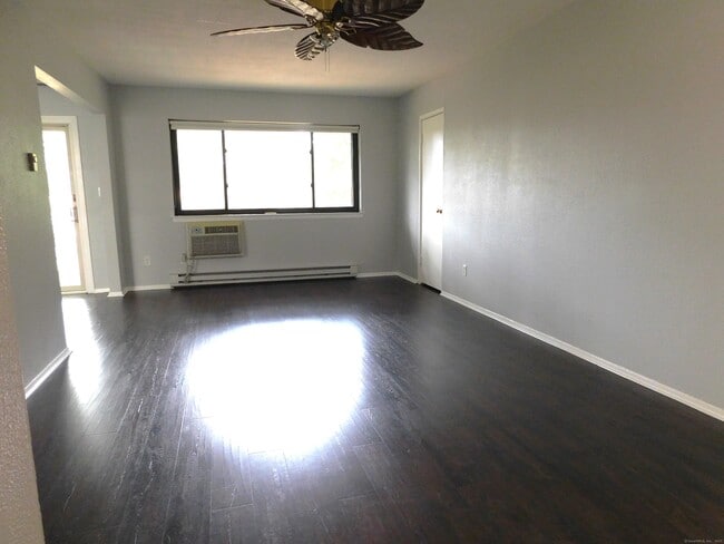 Photo - 173 Kennedy Dr Unit 173