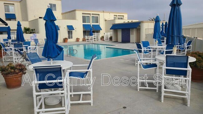 711 Pacific Coast Hwy