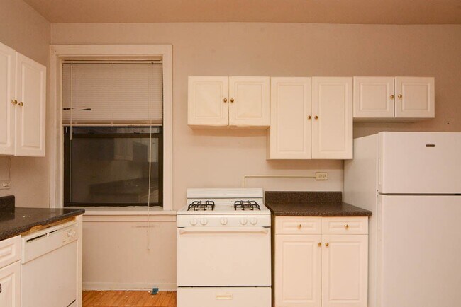 Photo - 1038 Dempster St Unit W2