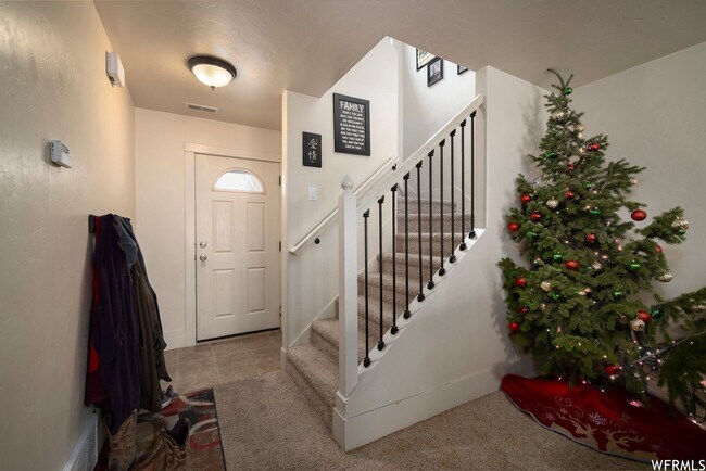 Photo - Spacious Vernal Townhome