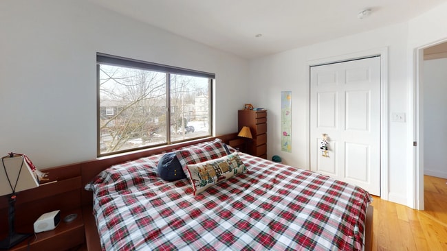 Photo - 22 Broadlawn Park Unit 2