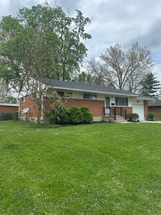 Building Photo - 1818 W Loveland Ave