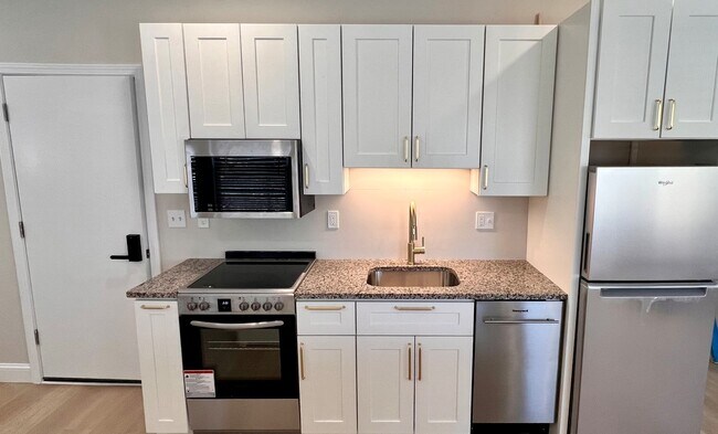 Photo - 33 South Ave Unidad