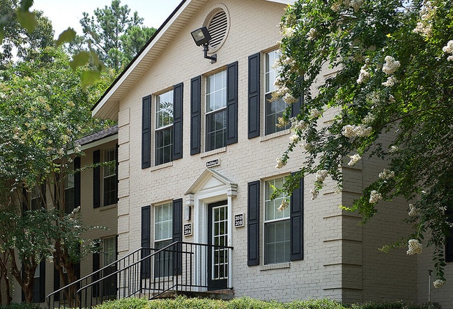 Greystone at Country Club