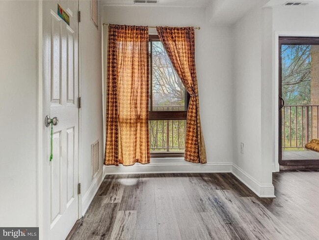 Photo - 13207 Dairymaid Dr Unidad 46