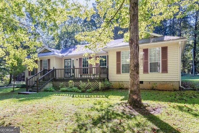 Building Photo - 127 Circle H Dr