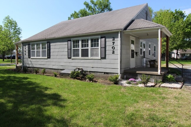 2702 Howell Terrace
