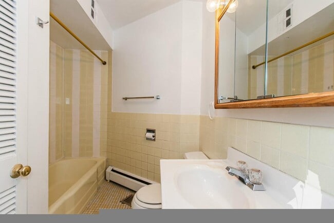 Photo - 1400 N Dearborn St Unit C4