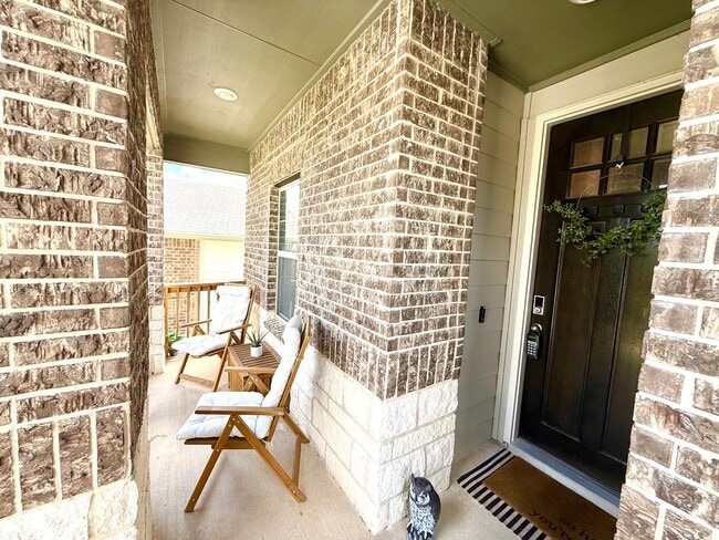Photo - 320 Goodfella Ave