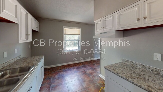 Building Photo - 938 Bramblewood Ln