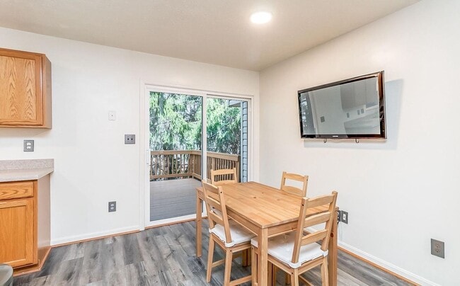 Photo - 4733 Buxton Cir