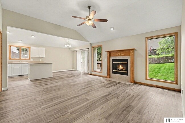 15613 Timberlane Dr