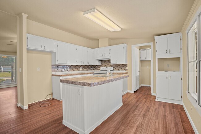 Photo - 16263 Kanani Ct