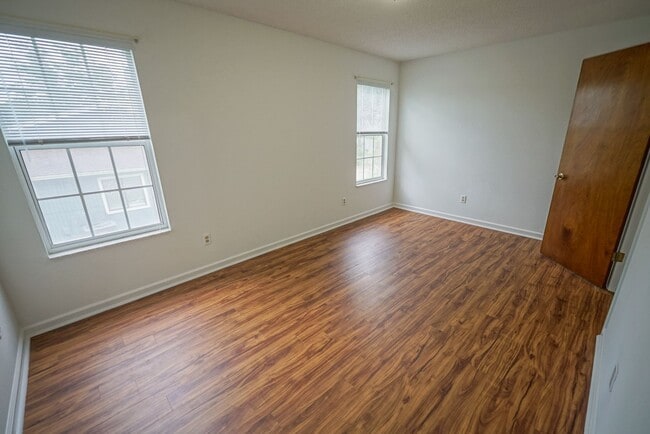 Building Photo - 2/2 Single Family Home in Park Terrace