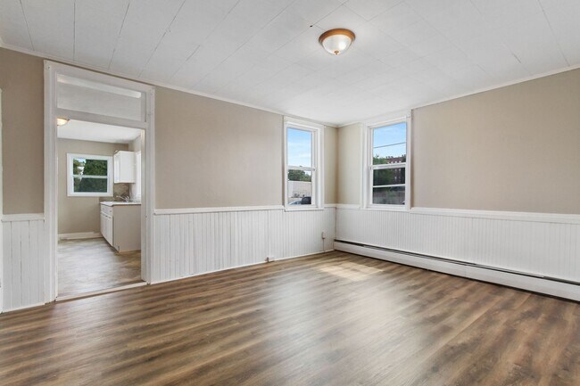 Photo - Spacious 3 Bedroom home Located in York, Pa!