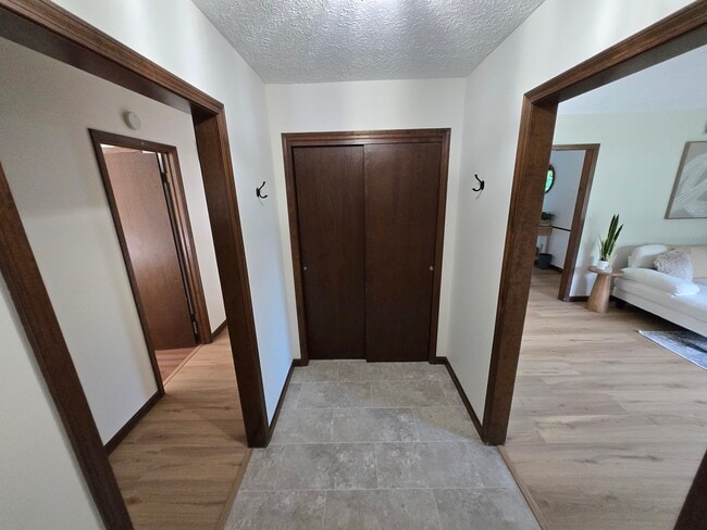 Photo - 1632 S Sycamore Ct