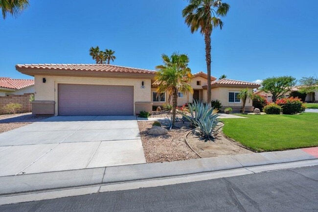 Photo - 148 St Thomas Pl