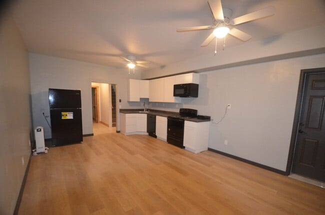 Photo - 600 Edgewood Rd Apartamento Unidad 600 Edgewood - Downstairs
