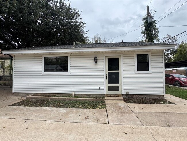 Photo - 1005 Willow St