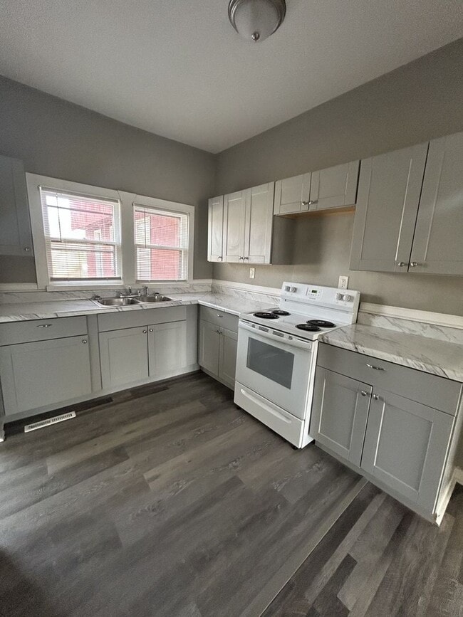 Photo - 1919 S Broadway St Unidad 1919 S Broadway - A