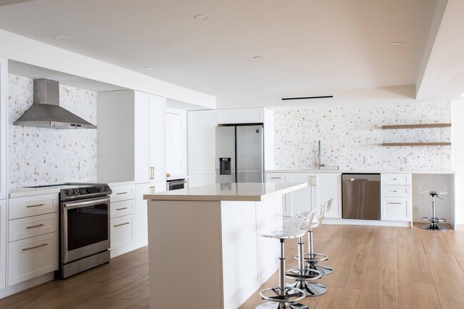 Photo - 3 Grove Isle Dr Unit # C707