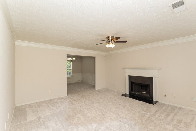 512 Tori Ct