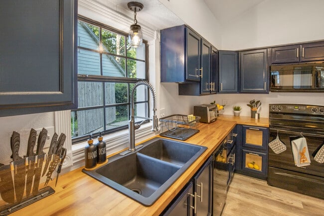 Photo - 206 St Cloud Dr Unidad FL2-ID1472546P