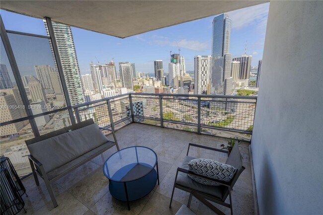 Photo - 350 S Miami Ave Unidad 3203