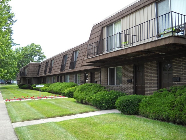 College Park Apartments