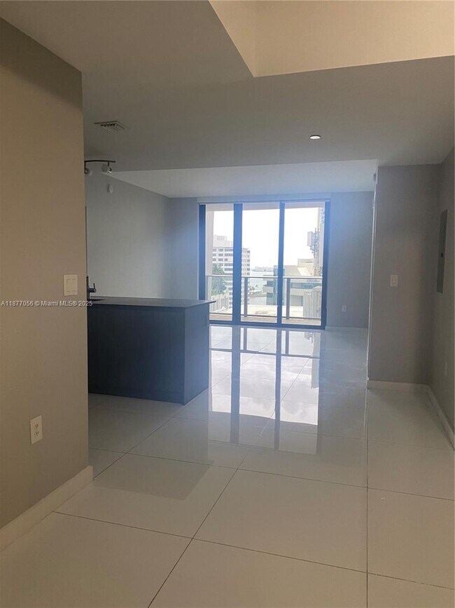 Photo - 1010 Brickell Ave Unit 1502