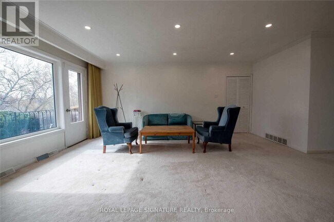 Photo - 28 Esther Lorrie Dr