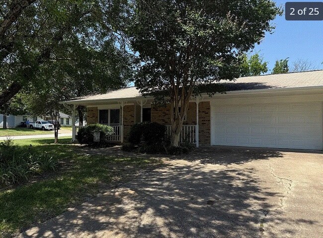 Photo - 1101 Taurus Cir