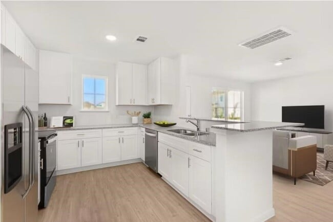 Photo - 30505 Bladnoch Ln