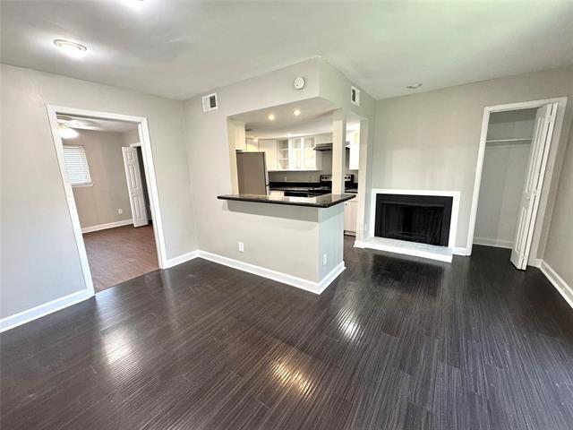 Building Photo - 4023 N Hall St Unit 102 Rental