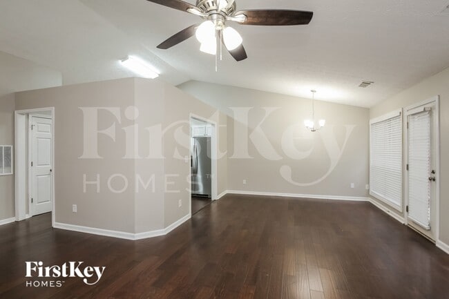 Photo - 181 Clarion Rd