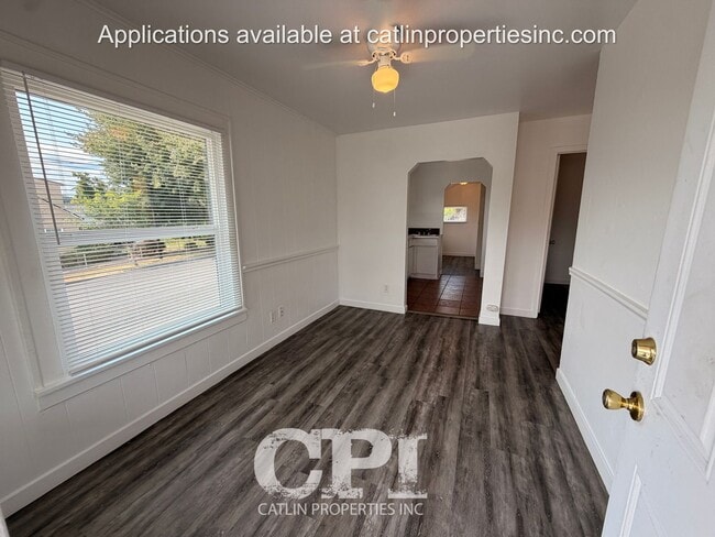 Photo - 801 Columbia St