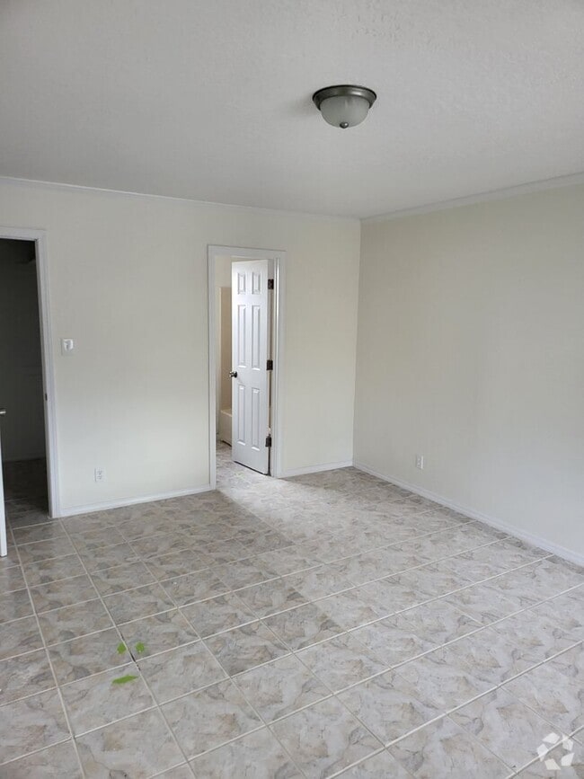 Building Photo - North valley 3 bedroom 2/BA 1245/sf 1/CG 2... Rental