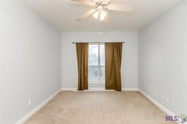 bedroom2 - 5145 Nicholson Dr Unit #B60