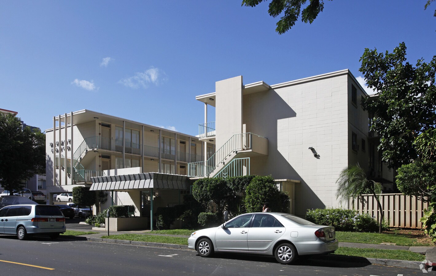 Photo - Bishop Manor Apartments