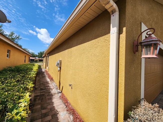 Photo - 2/2 Lehigh in Vistana Villas $500.00 Off First Month