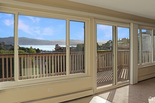 Building Photo - 99 Marinero Cir Unit 205 Rental