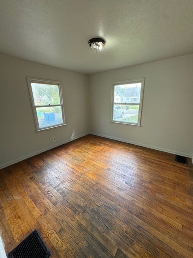 Photo - 4508 Plaza Dr